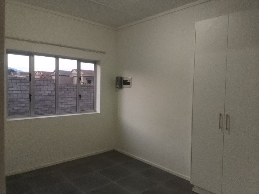 3 Bedroom Property for Sale in Mooikloof Country Estate Western Cape